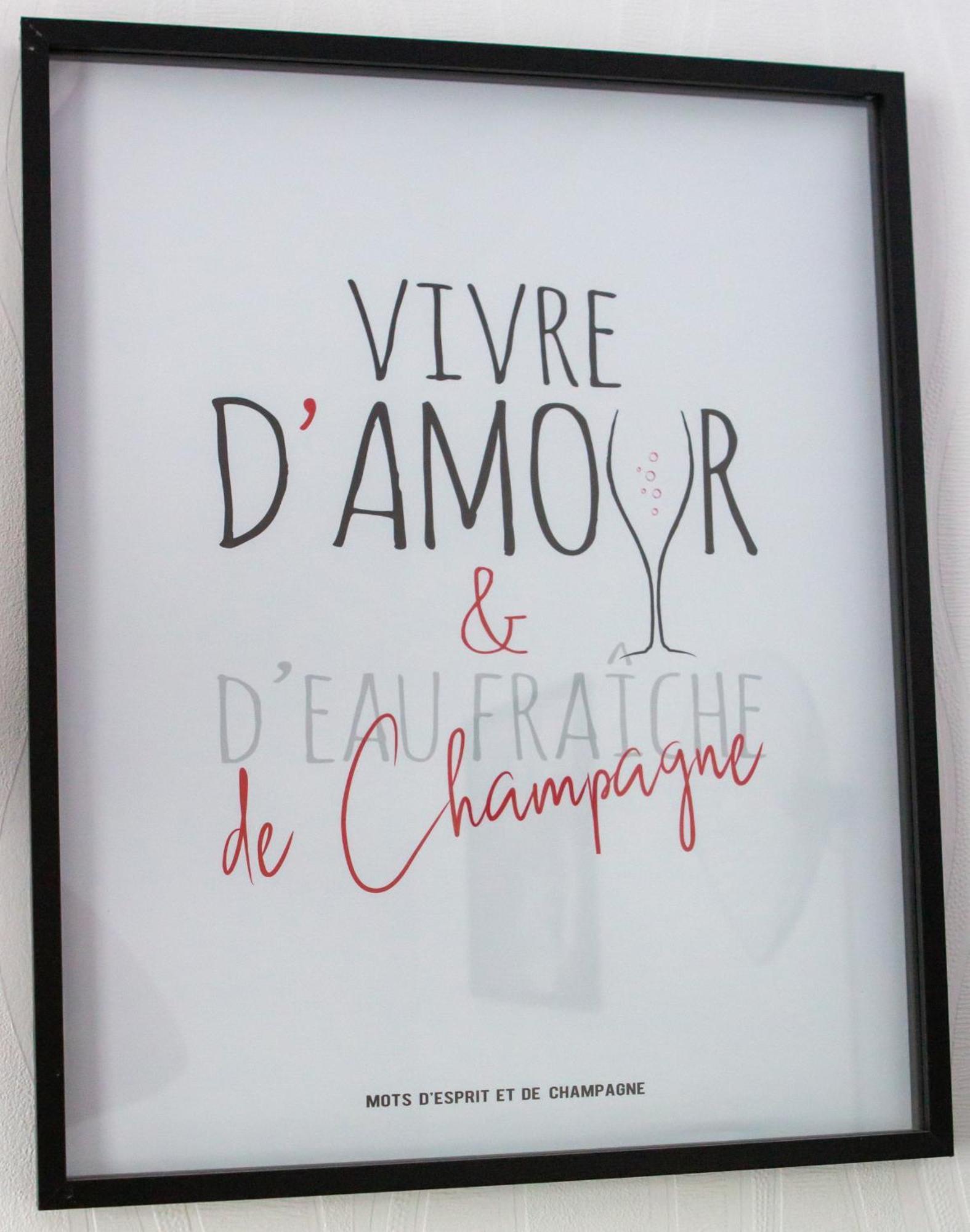 L'Hyper Centre - Netflix & Wifi - Literie Haut De Gamme - Check-In 24H24 - Goodmarning Châlons-en-Champagne Esterno foto