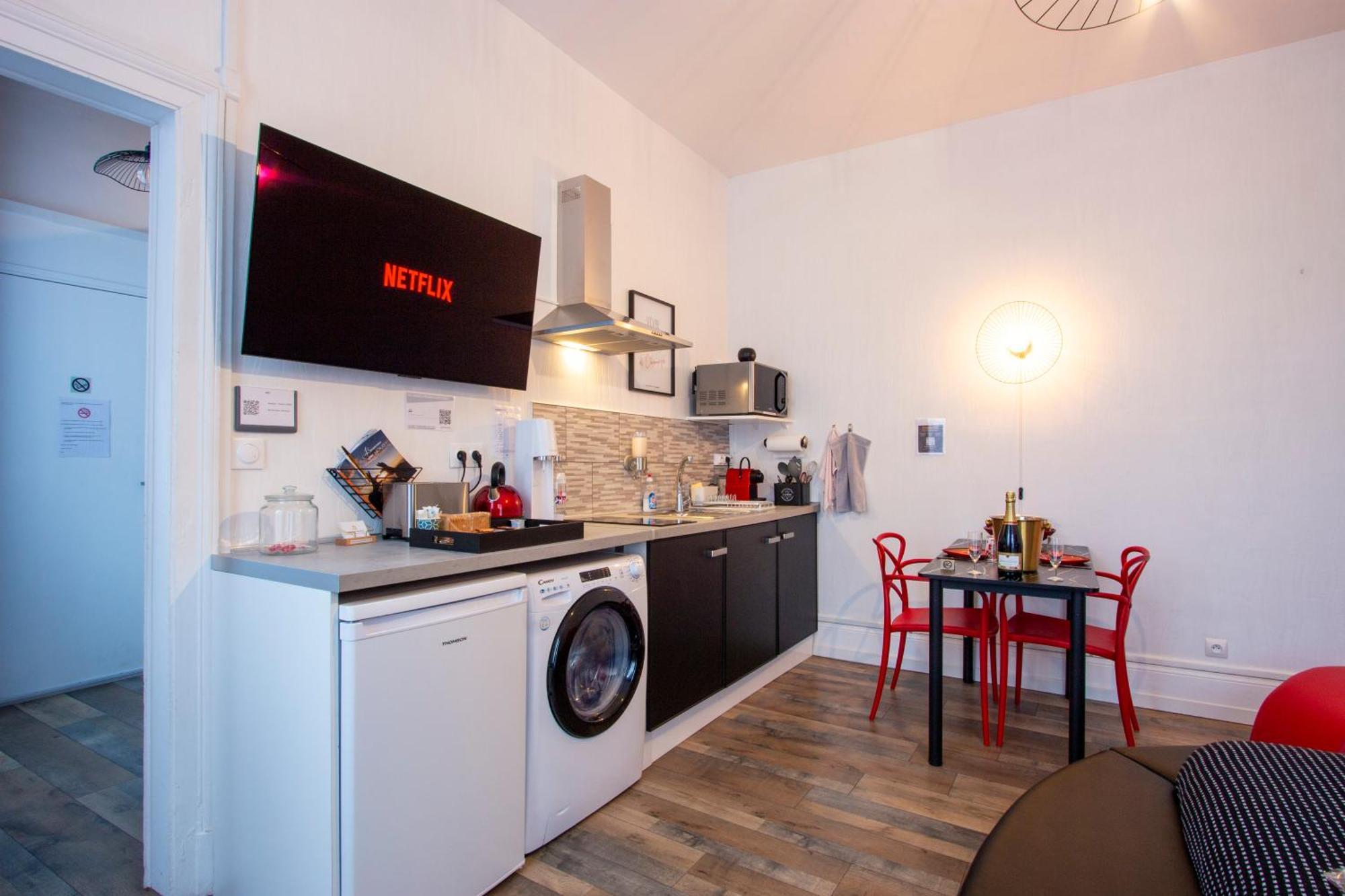 L'Hyper Centre - Netflix & Wifi - Literie Haut De Gamme - Check-In 24H24 - Goodmarning Châlons-en-Champagne Esterno foto